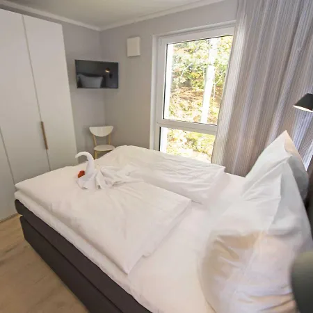 Haus Koenigsstuhl In - Penthouse Mit Kamin Und Balkon * Sellin (Rugen)